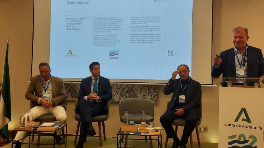 We attend the thematic panel on "Blue Tourism" organized by the Secretariat of Sustainability, Environment and Blue Economy of the Junta de Andalucía
